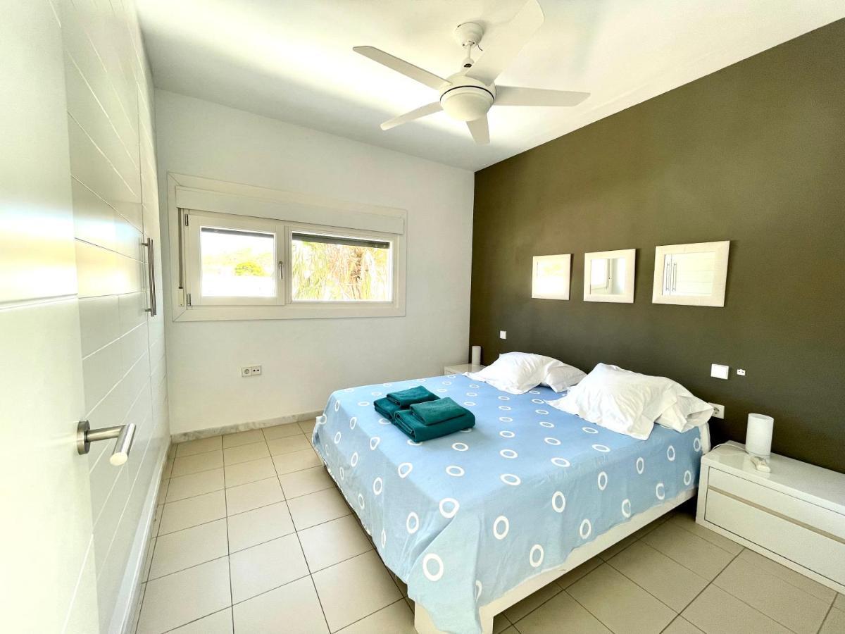 Moderno Apartamento Con Vistas Al Mar ลาสเนกรัส ภายนอก รูปภาพ