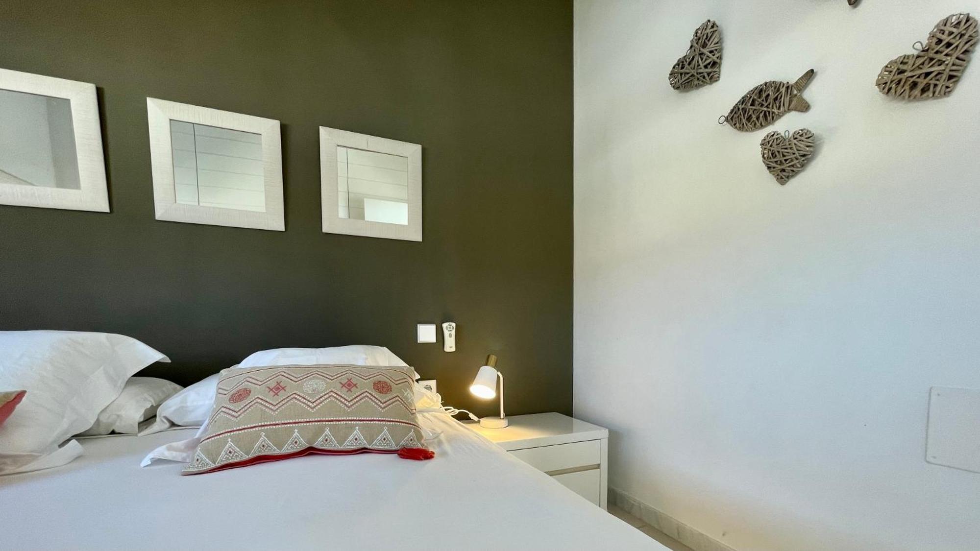 Moderno Apartamento Con Vistas Al Mar ลาสเนกรัส ภายนอก รูปภาพ