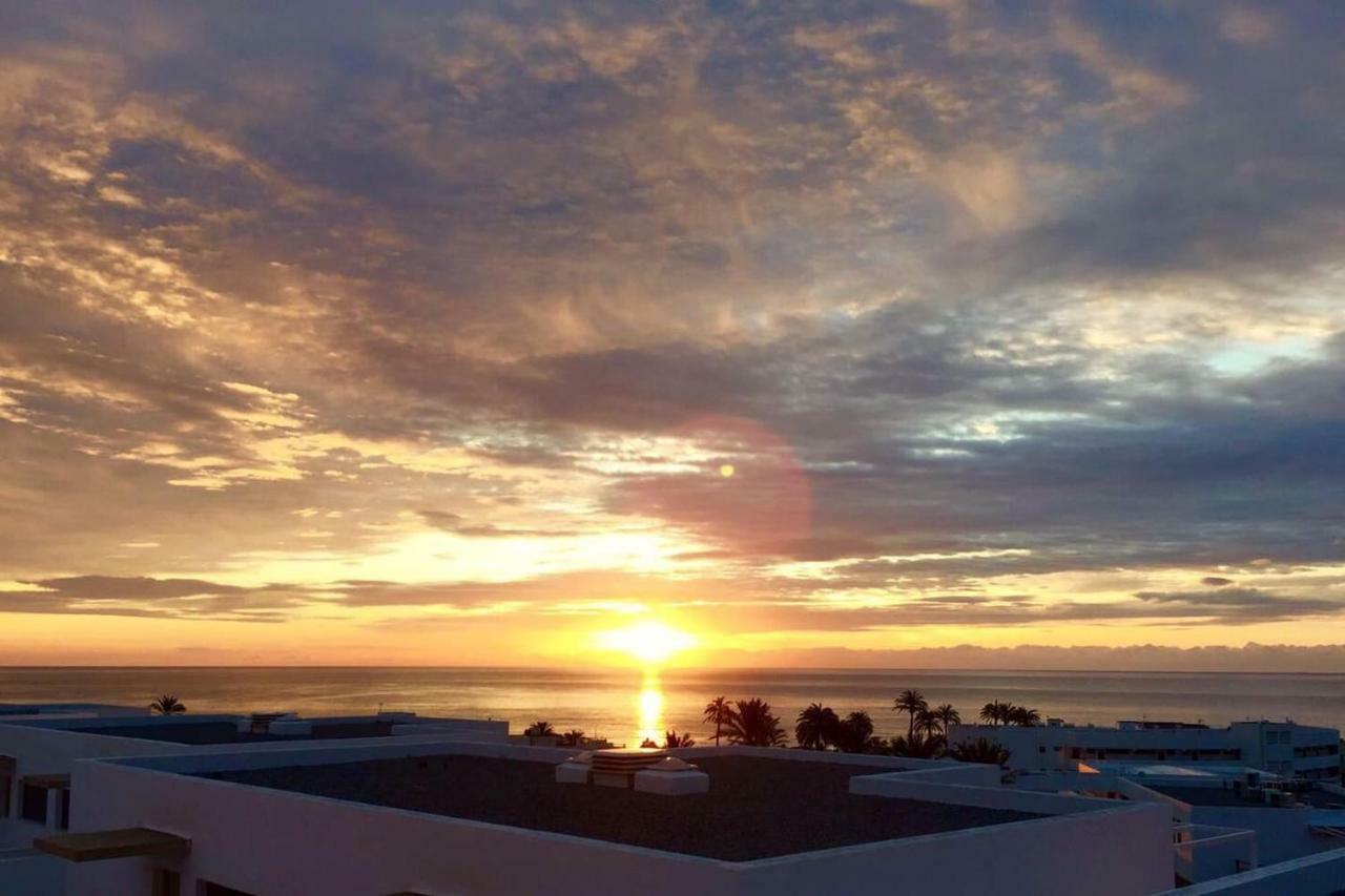 Moderno Apartamento Con Vistas Al Mar ลาสเนกรัส ภายนอก รูปภาพ