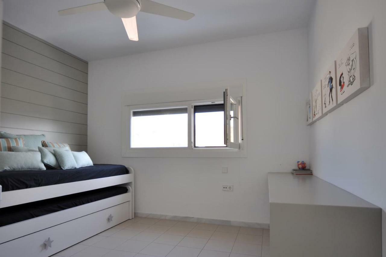 Moderno Apartamento Con Vistas Al Mar ลาสเนกรัส ภายนอก รูปภาพ